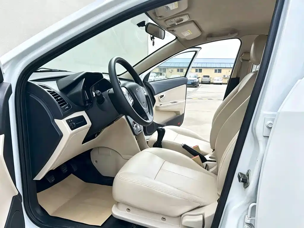 Chery Fengyun 2 2015