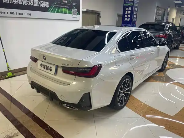 BMW 3 Series 2024