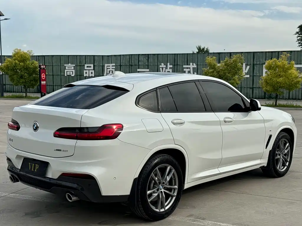 BMW X4 2020 — фото 21