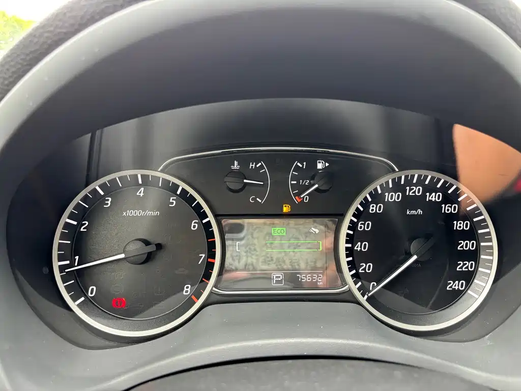 Nissan Sylphy 2019 — фото 10