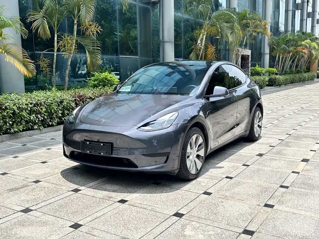 Tesla Model Y 2022 — фото 1