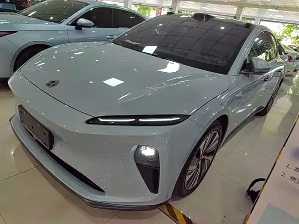 NIO ET5 2022