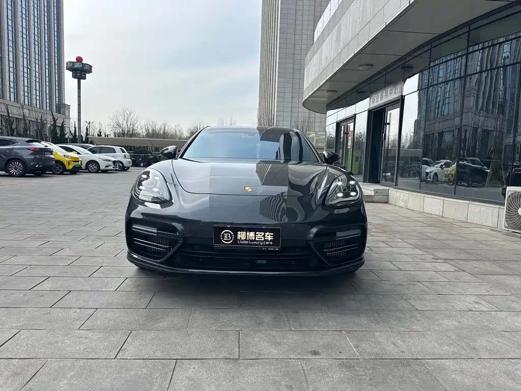 Porsche Panamera 2019 — фото 2