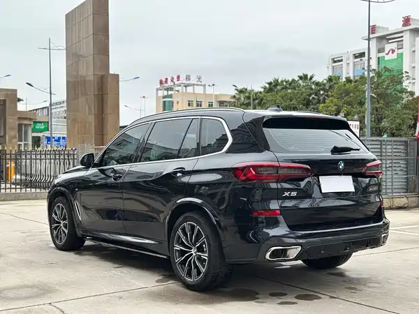 BMW X5 2022