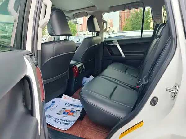 Toyota Prado 2015