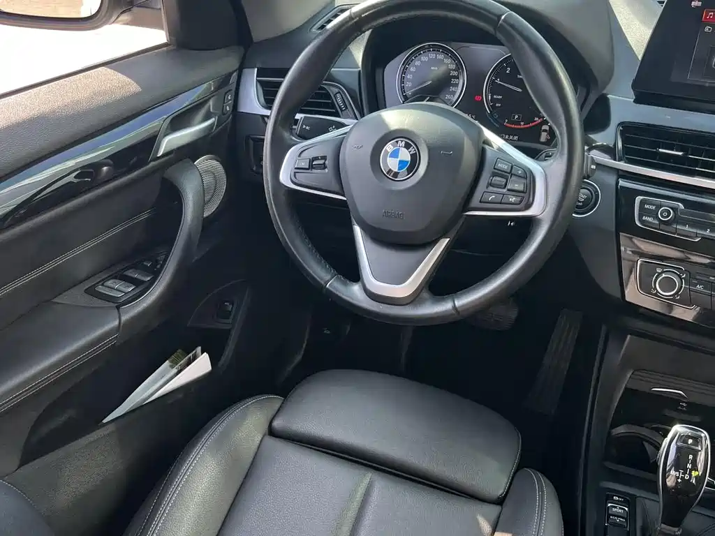 BMW X1 2021 — фото 34