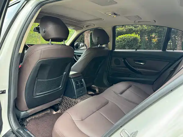 BMW 3 Series 2019