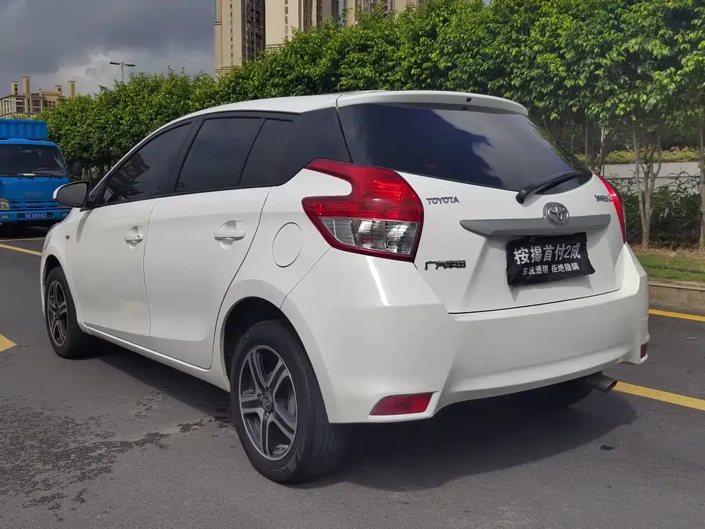 Toyota Yaris L 2016