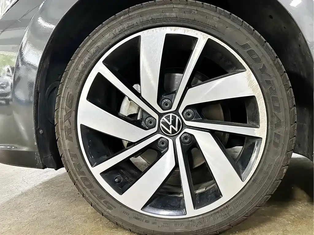 Volkswagen Sagitar 2023