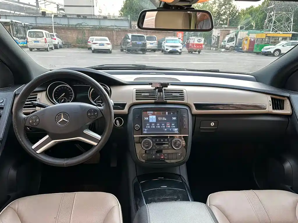 Mercedes-Benz R-Class 2014