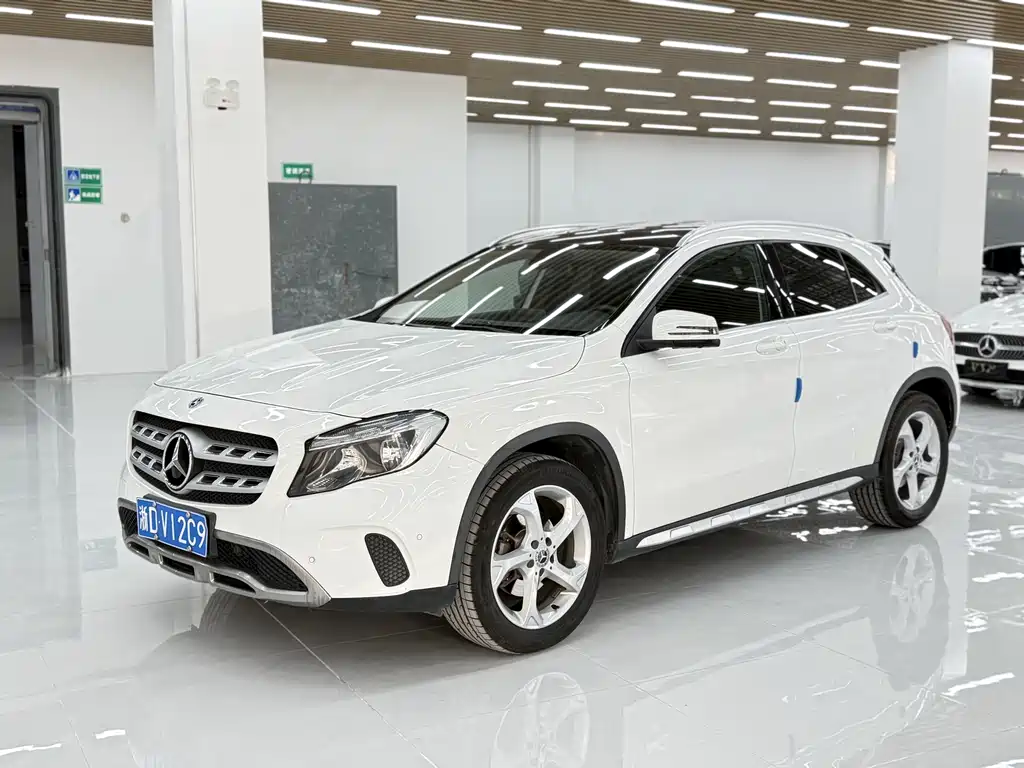 Mercedes-Benz GLA 2019 — фото 1