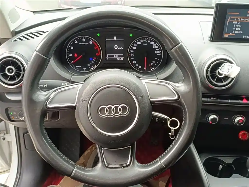 Audi A3 2016 — фото 11