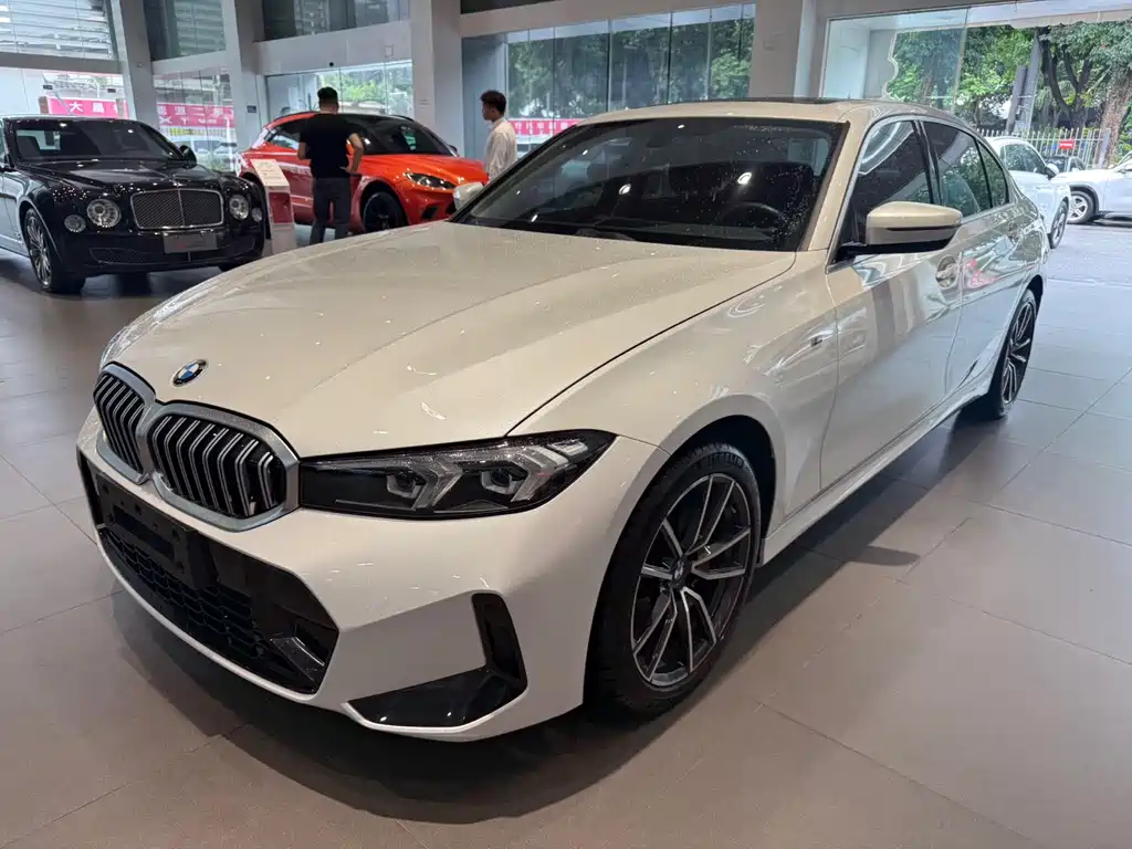 BMW 3 Series 2023