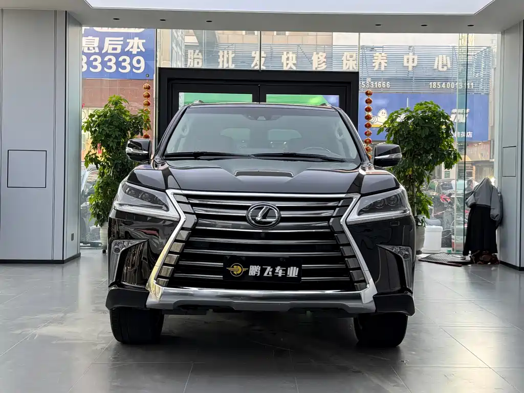 Lexus LX 2020 — фото 2