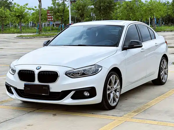 BMW 1 Series 2019