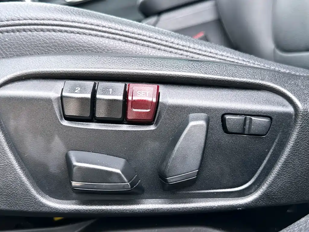 BMW 1 Series 2019 — фото 14