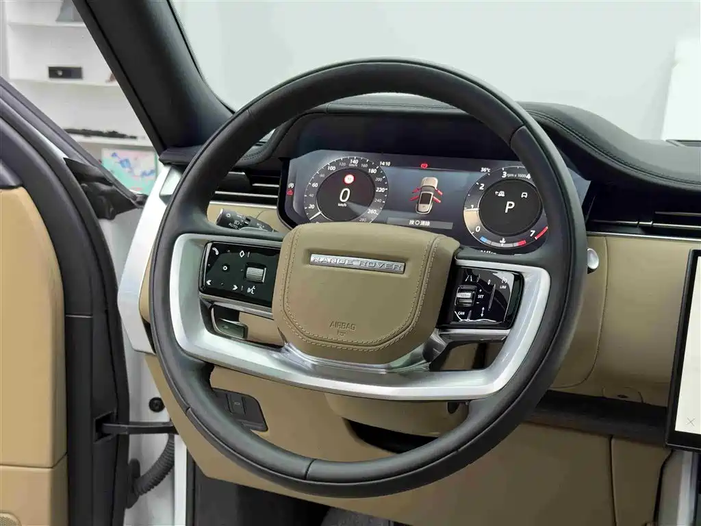 Land Rover Range Rover 2023 — фото 12