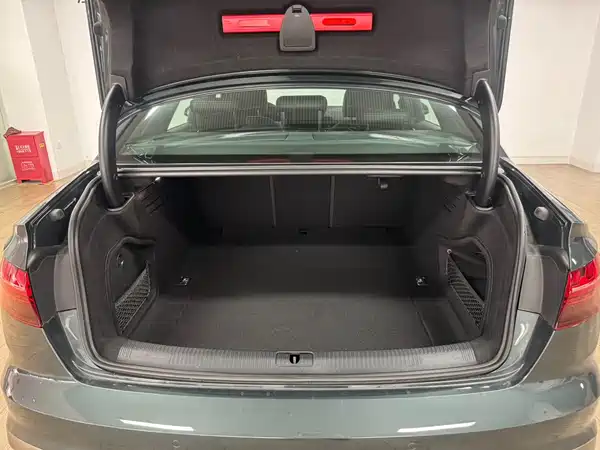 Audi A4L 2024