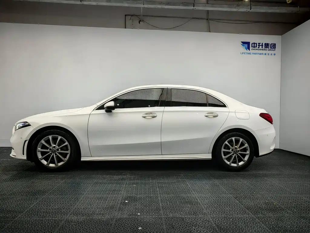 Mercedes-Benz A-Class 2022