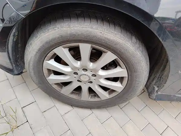 Mercedes-Benz R-Class 2016