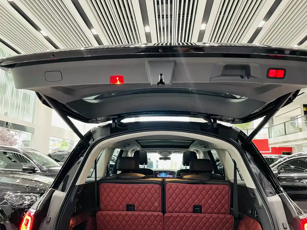 Mercedes-Benz GLS 2020 — фото 24