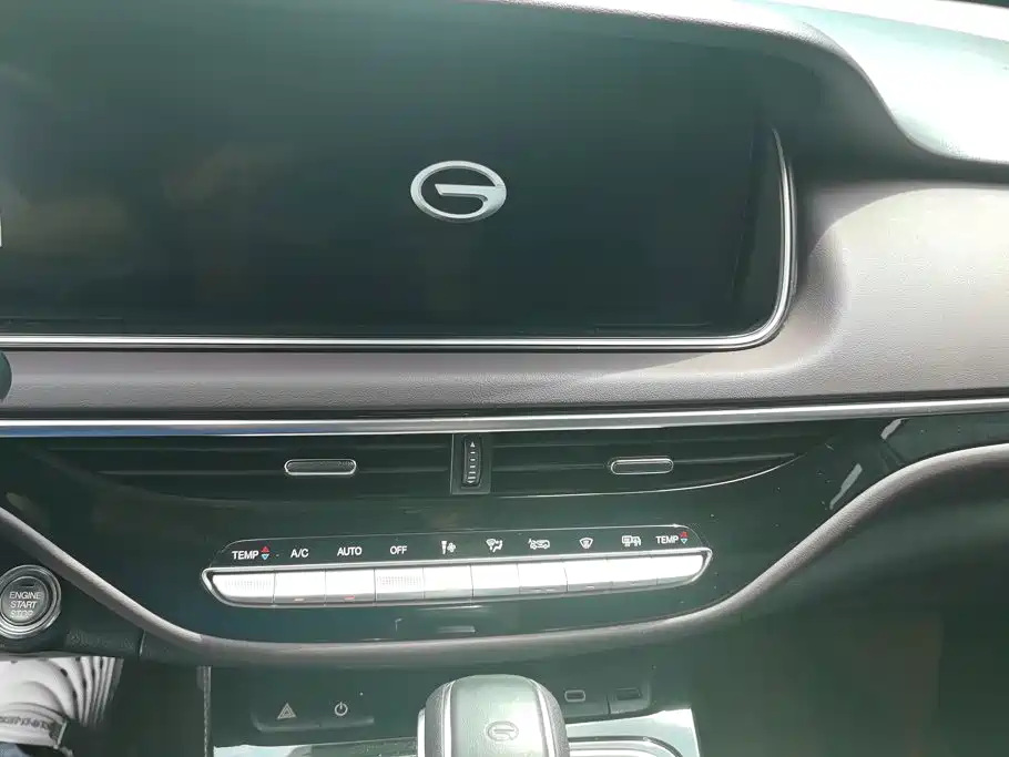 GAC Trumpchi M6 2023 — фото 13