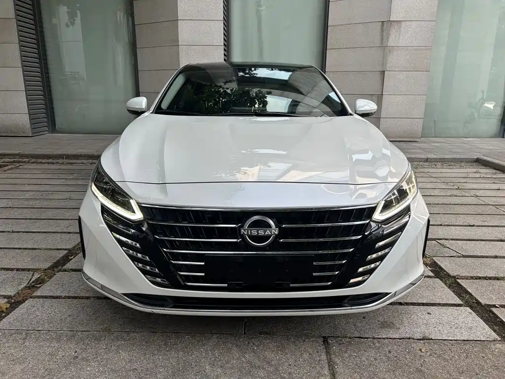 Nissan Teana 2024