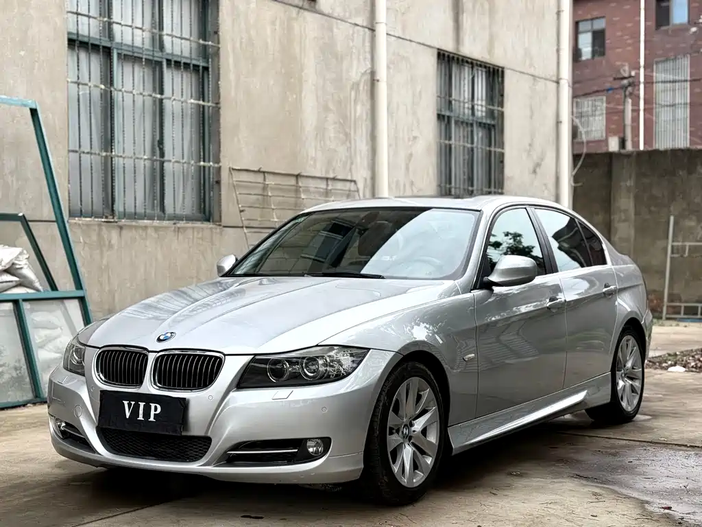 BMW 3 Series 2011