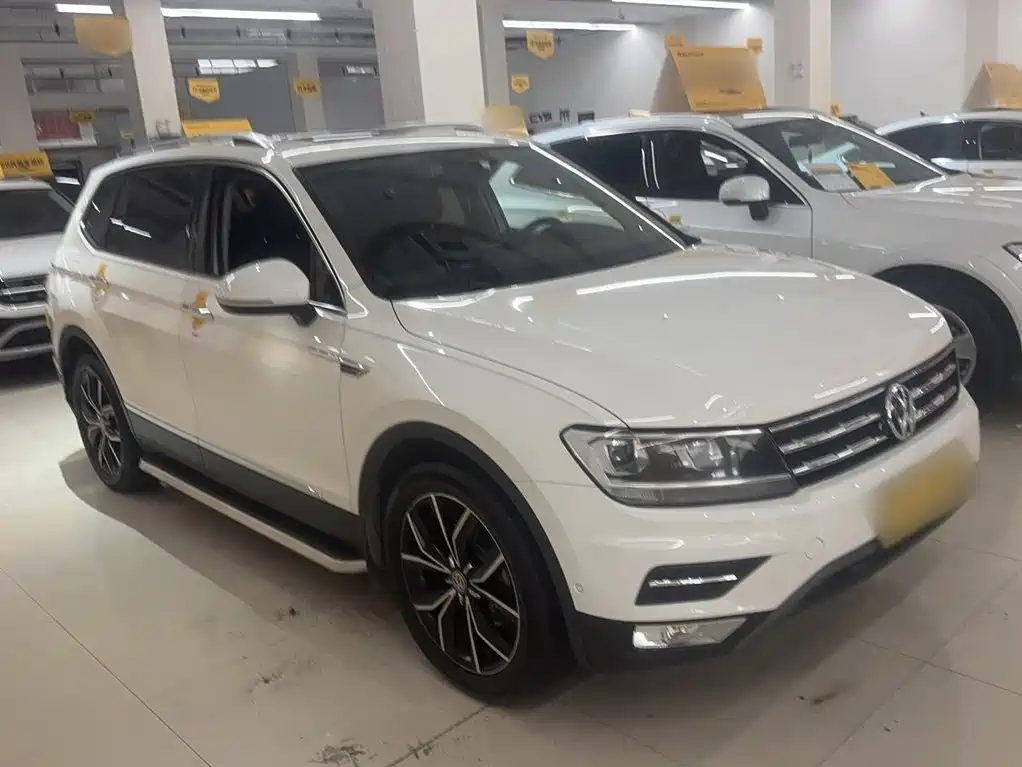Volkswagen Tiguan L 2020 — фото 4