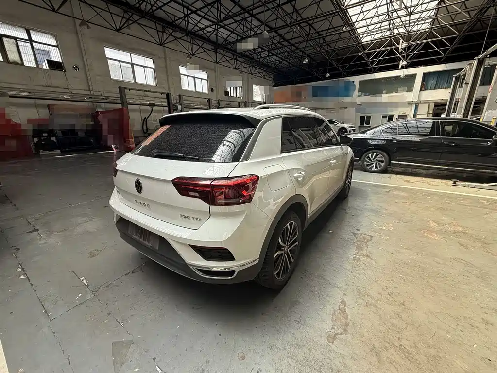 Volkswagen T-Roc 2021