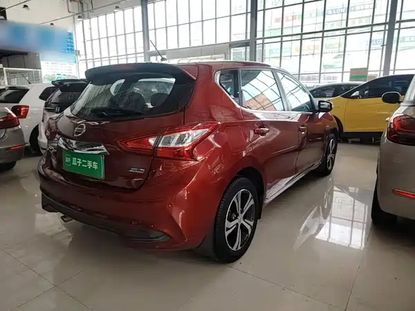 Nissan Tiida 2018