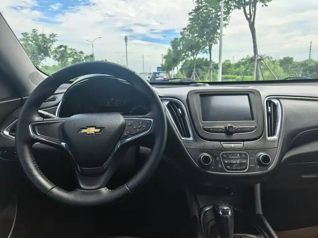 Chevrolet Malibu XL 2017 — фото 12