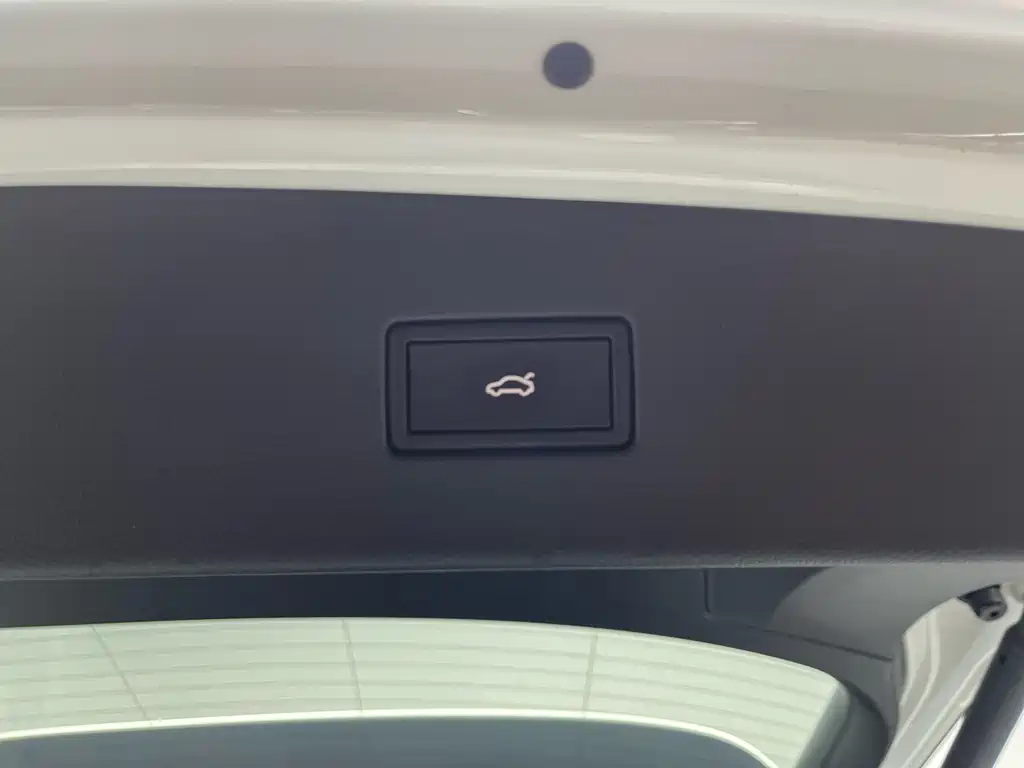 Volkswagen Tiguan L New Energy 2022 — фото 20