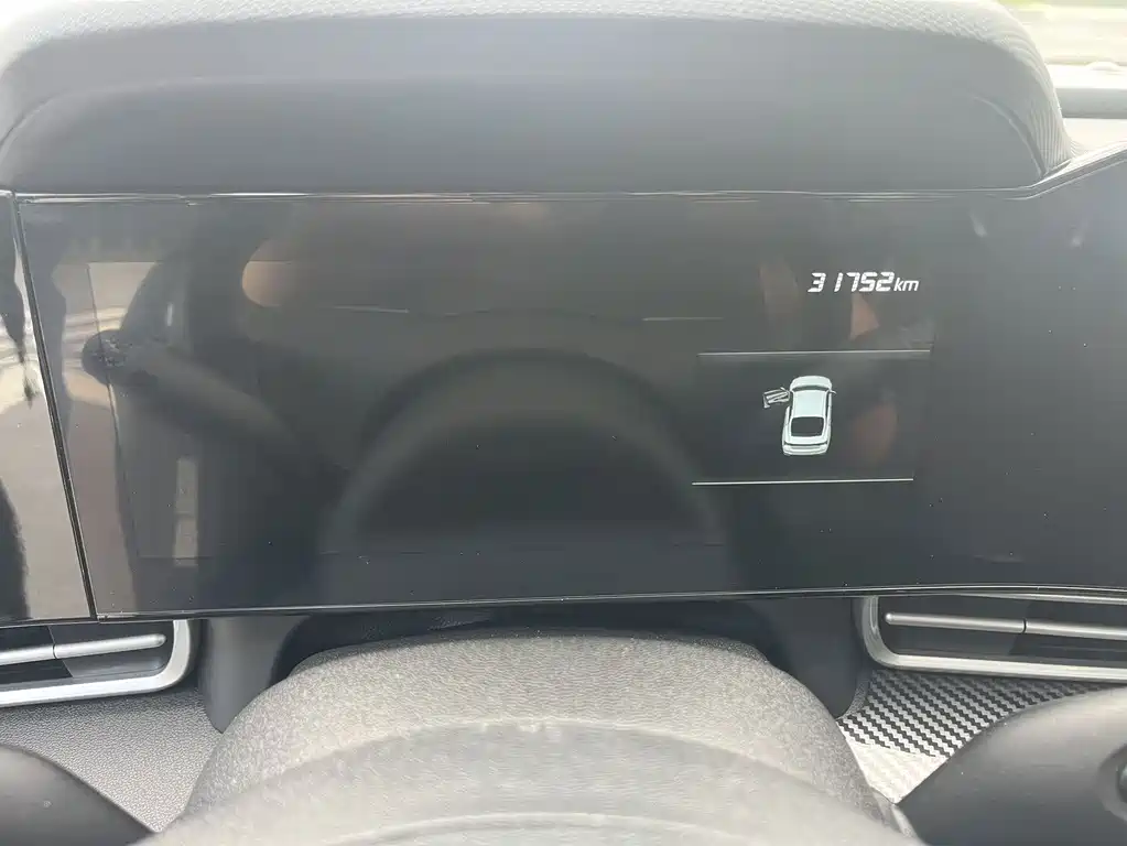 Hyundai Elantra 2021 — фото 18