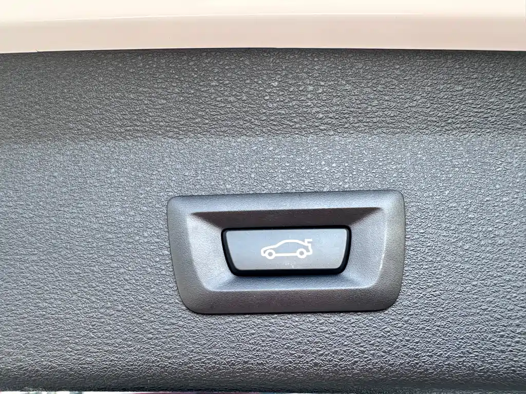 BMW X1 2022 — фото 14