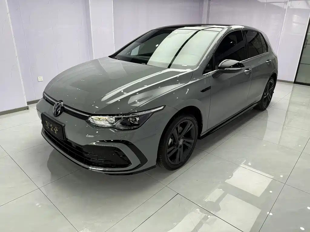 Volkswagen Golf 2024
