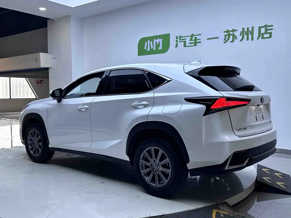 Lexus NX 2020 — фото 3