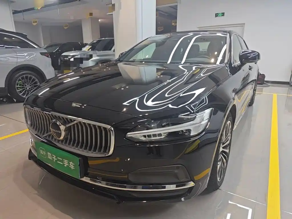 Volvo S90 2024 — фото 1