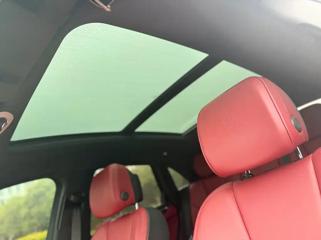 Porsche Macan 2021 — фото 10