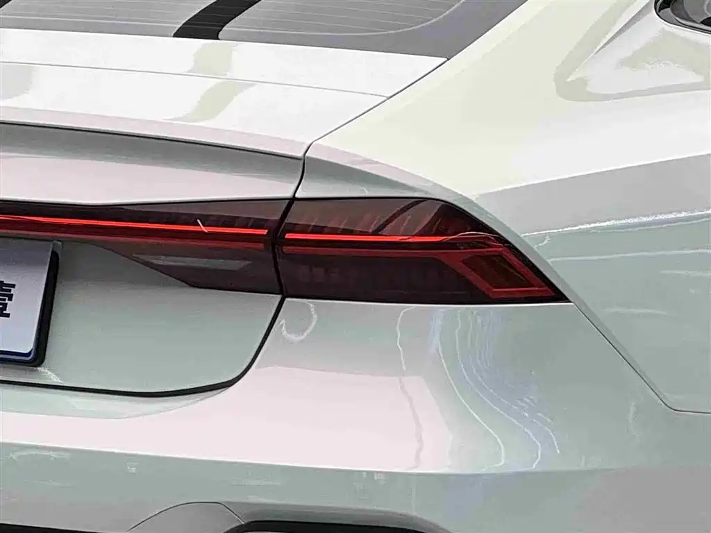 Audi A7 2020 — фото 17