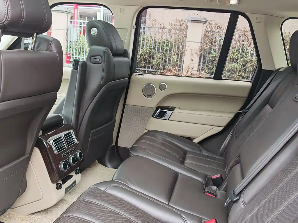 Land Rover Range Rover 2015 — фото 11