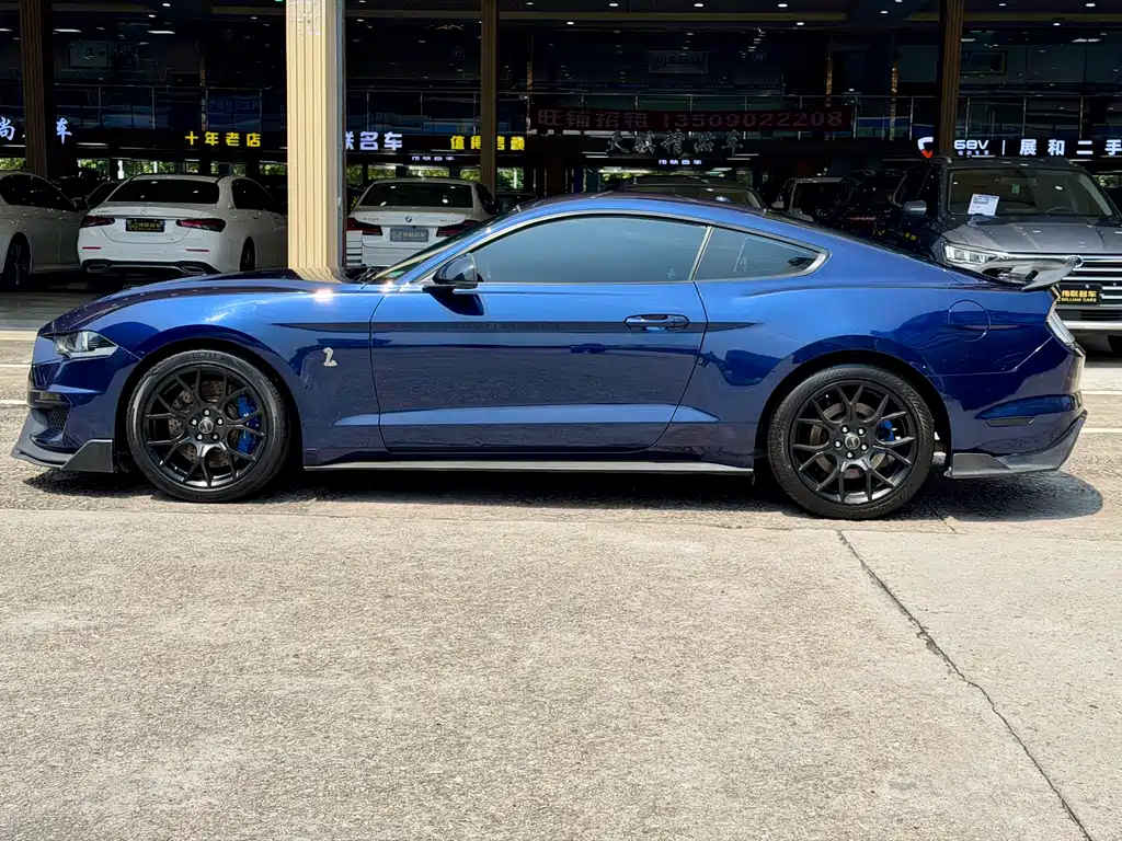 Ford Mustang 2019 — фото 7