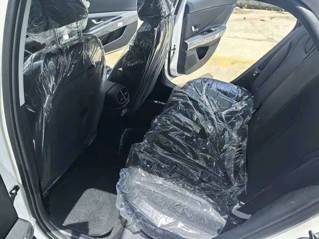 Hyundai Elantra 2026 — фото 10