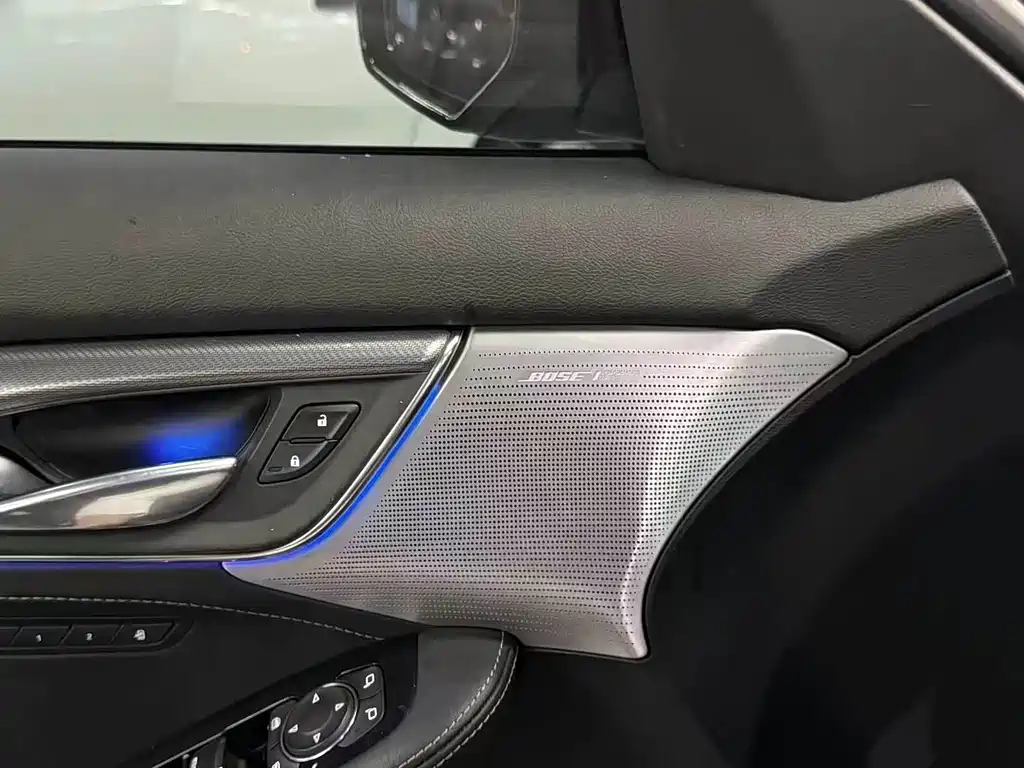 Cadillac CT5 2021 — фото 14