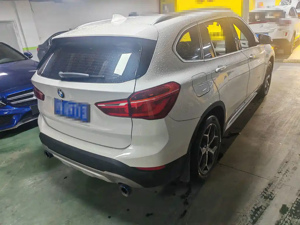 BMW X1 2017 — фото 10