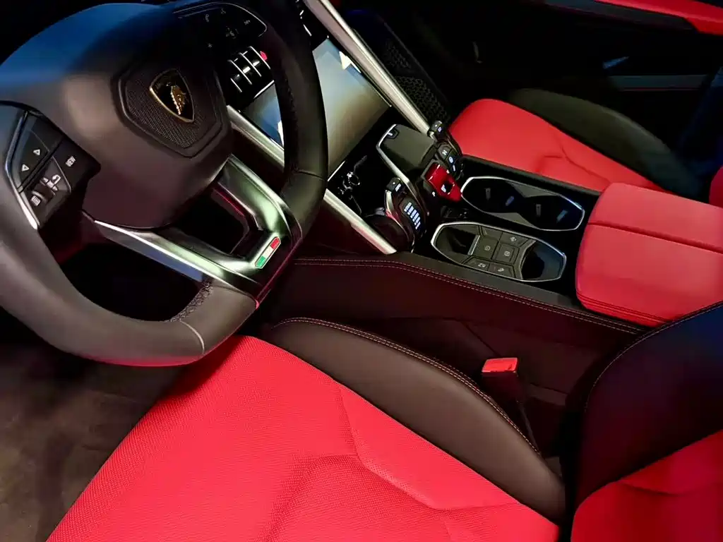 Lamborghini Urus 2022 — фото 7