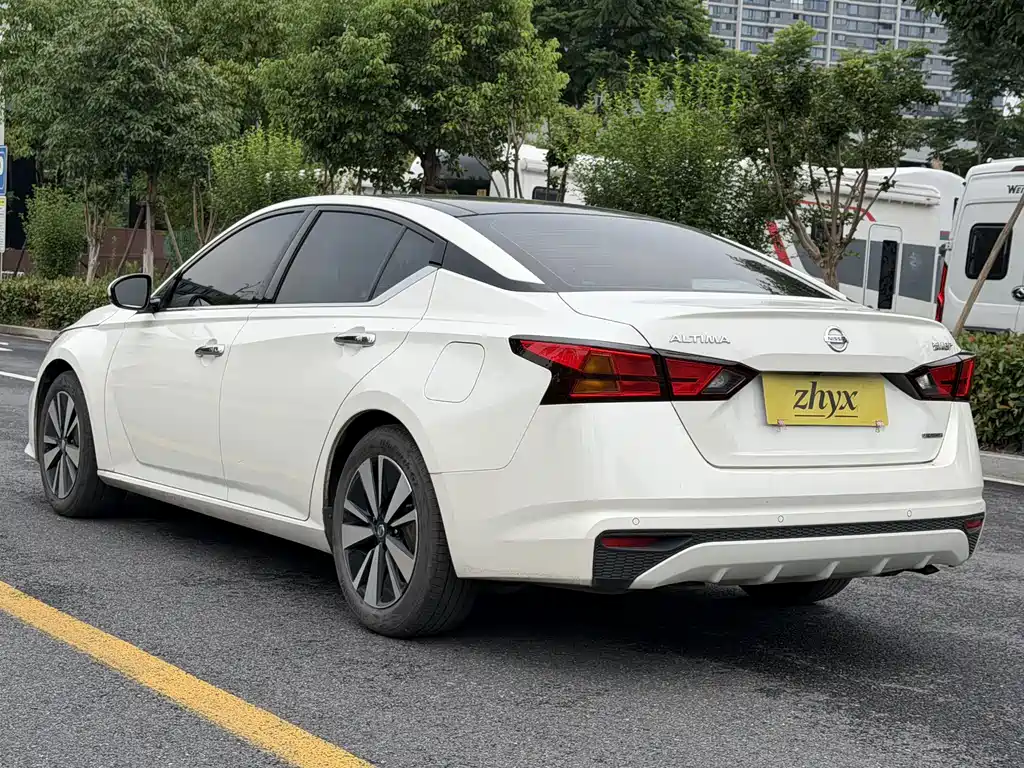 Nissan Teana 2020