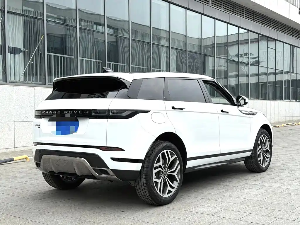 Land Rover Evoque 2023 — фото 8