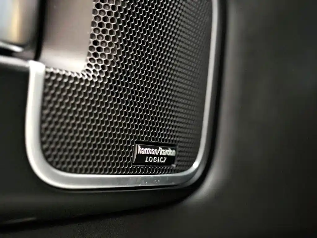 Land Rover Range Rover 2011 — фото 12