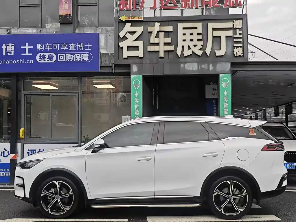 BYD Tang New Energy 2022 — фото 4